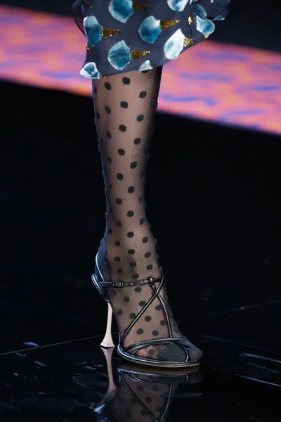 Look 32